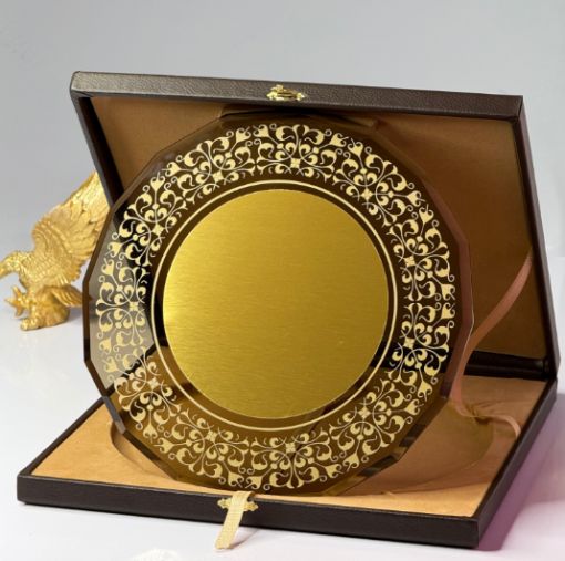 Tabak Plaket, Tabak Plaket Çeşitleri, Bursa Tabak Plaket Çeşitleri, Osmangazi Tabak Plaket Çeşitleri, Yıldırım Tabak Plaket Çeşitleri, Nilüfer Tabak Plaket Çeşitleri, İnegöl Tabak Plaket Çeşitleri, Kestel Tabak Plaket Çeşitleri, Gemlik Tabak Plaket Çeşitleri, Mudanya Tabak Plaket Çeşitleri, Karacabey Tabak Plaket Çeşitleri, Metal Tabak Plaket, Çini Tabak Plaket, Altın Tabak Plaket, Gümüş Tabak Plaket, Bronz Tabak Plaket, Tabak Plaket Baskı, Logolu Tabak Plaket, Özel Tabak Plaket, Kristal Tabak Plaket, Ahşap Tabak Plaket, Çelenk Desenli Tabak Plaket